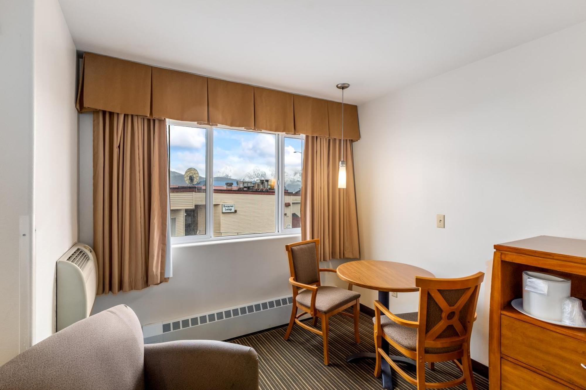 Breeze Inn Hotel 수어드 외부 사진