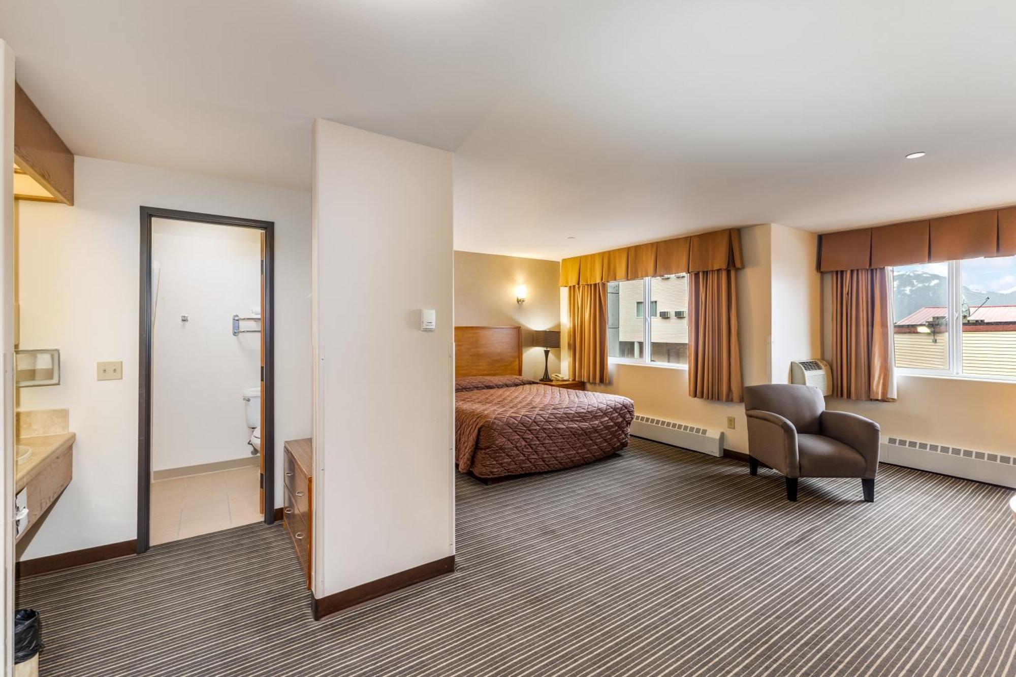 Breeze Inn Hotel 수어드 외부 사진